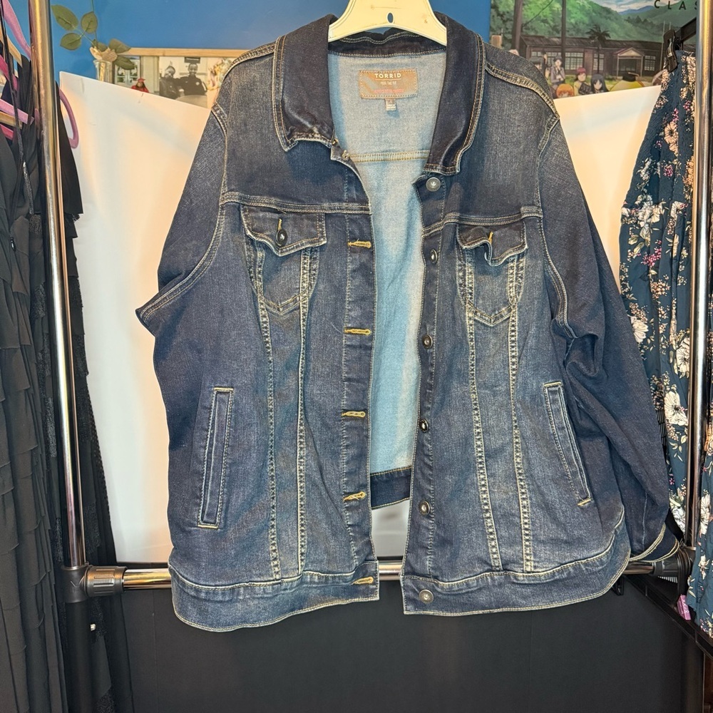 Torrid size 4 Button Down Dark Blue Denim Jacket with Pocket